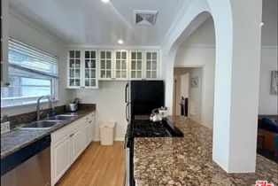 Condominium, 1134 Chelsea ave, Santa Monica, CA 90403 - 2