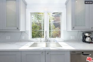 Condominium, 405 Palm dr, Beverly Hills, CA 90210 - 9