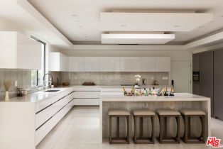 Single Family Residence, 1124 Summit dr, Beverly Hills, CA 90210 - 9