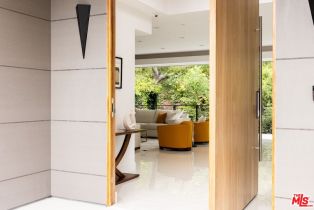 Single Family Residence, 1124 Summit dr, Beverly Hills, CA 90210 - 3