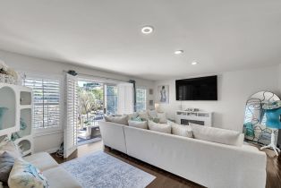 Single Family Residence, 22736   Cavalier St, Woodland Hills, CA  Woodland Hills, CA 91364