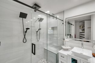 Single Family Residence, 22736 Cavalier st, Woodland Hills, CA 91364 - 13