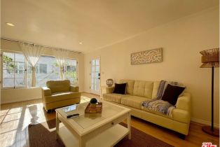 , 834 Lincoln blvd, Santa Monica, CA 90403 - 3