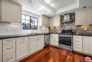 Condominium, 2611 Carnegie ln, Redondo Beach, CA 90278 - 4