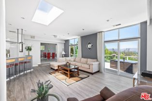 Single Family Residence, 22449 Cass ave, Woodland Hills, CA 91364 - 3