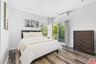 Single Family Residence, 22449 Cass ave, Woodland Hills, CA 91364 - 16