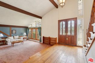 Single Family Residence, 10714 Sunnybrae ave, Chatsworth, CA 91311 - 2