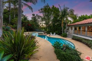 Single Family Residence, 3701 Longridge ave, Sherman Oaks, CA 91423 - 5