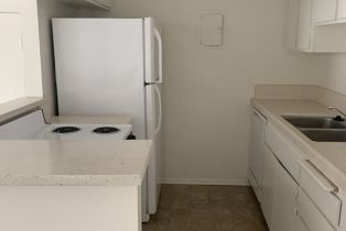 , 1820 Bentley ave, Westwood, CA 90025 - 5