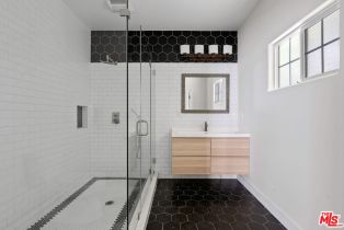 Single Family Residence, 1352 Palms blvd, Venice, CA 90291 - 18