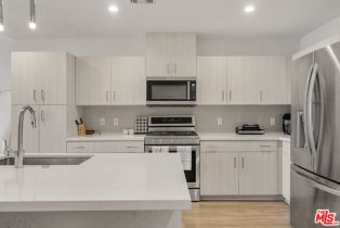 Condominium, 4140 Glencoe ave, Marina Del Rey, CA 90292 - 4