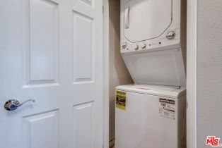 Condominium, 14806 Burbank blvd, Sherman Oaks, CA 91411 - 23