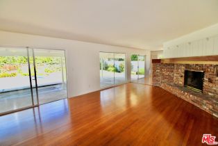 , 23431 Clarendon st, Woodland Hills, CA 91367 - 3