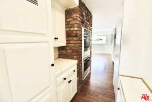 , 23431 Clarendon st, Woodland Hills, CA 91367 - 10