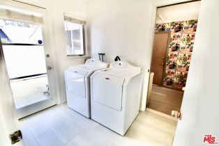 , 23431 Clarendon st, Woodland Hills, CA 91367 - 15