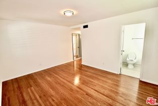 , 23431 Clarendon st, Woodland Hills, CA 91367 - 28