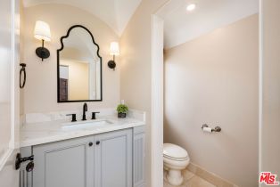 Single Family Residence, 1028 9th st, Manhattan Beach, CA 90266 - 19