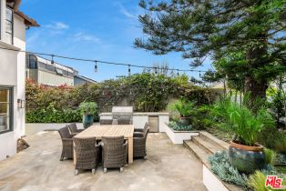 Single Family Residence, 1028 9th st, Manhattan Beach, CA 90266 - 32