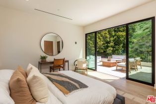 Single Family Residence, 1840 San Ysidro dr, Beverly Hills, CA 90210 - 16