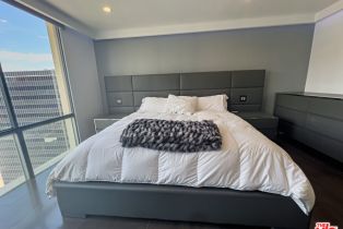 , 2160 Century Park East, Westwood, CA 90067 - 3