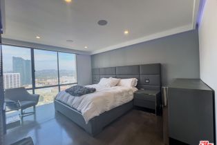 , 2160 Century Park East, Westwood, CA 90067 - 4