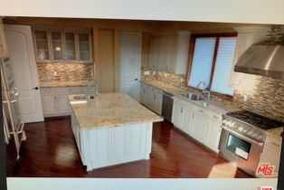 , 1126 Yale st, Santa Monica, CA 90403 - 2