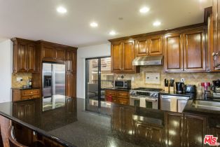 , 1146 HACIENDA pl, West Hollywood , CA 90069 - 8