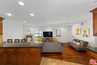 , 1146 HACIENDA pl, West Hollywood , CA 90069 - 4