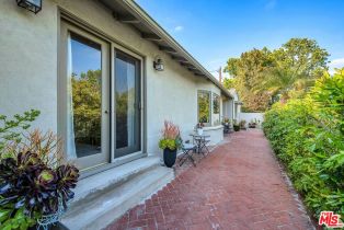 Single Family Residence, 10321 Rochester ave, Westwood, CA 90024 - 3