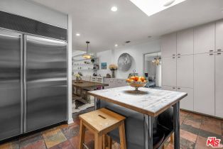 Single Family Residence, 10321 Rochester ave, Westwood, CA 90024 - 12