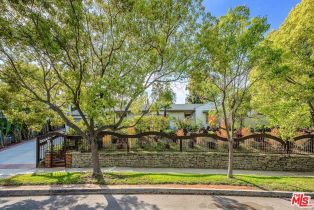 Single Family Residence, 10321 Rochester ave, Westwood, CA 90024 - 2