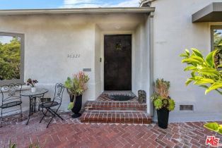 Single Family Residence, 10321 Rochester ave, Westwood, CA 90024 - 4