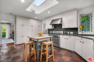 Single Family Residence, 10321 Rochester ave, Westwood, CA 90024 - 33