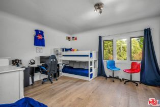 Single Family Residence, 10321 Rochester ave, Westwood, CA 90024 - 16