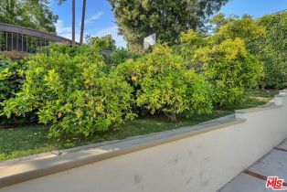 Single Family Residence, 10321 Rochester ave, Westwood, CA 90024 - 35