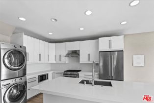 , 6955 Trolleyway, Playa Del Rey , CA 90293 - 4