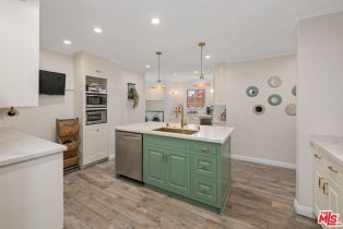 Single Family Residence, 521 Parish pl, Burbank, CA 91506 - 32