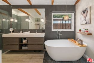 Single Family Residence, 521 Parish pl, Burbank, CA 91506 - 38