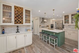 Single Family Residence, 521 Parish pl, Burbank, CA 91506 - 3