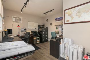 Single Family Residence, 521 Parish pl, Burbank, CA 91506 - 54