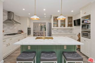 Single Family Residence, 521 Parish pl, Burbank, CA 91506 - 30