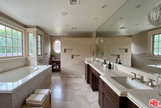 , 612 Alta dr, Beverly Hills, CA 90210 - 18