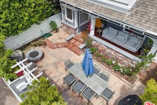 Single Family Residence, 111 Dudley ave, Venice, CA 90291 - 5