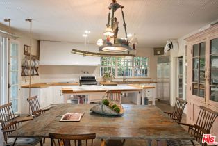 Single Family Residence, 2020 Coldwater Canyon dr, Beverly Hills, CA 90210 - 9