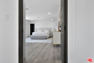 Single Family Residence, 3539 Alana Drive, Sherman Oaks, CA 91403 - 52