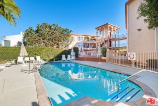 Residential Lease, 2045   4th St, Santa Monica, CA  Santa Monica, CA 90405