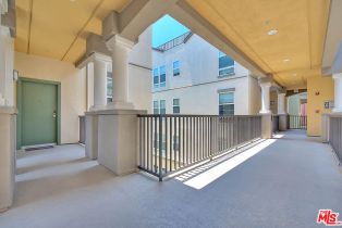 Condominium, 13020 Pacific promenade, Playa Vista, CA 90094 - 6