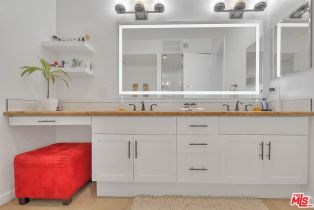 Condominium, 13020 Pacific promenade, Playa Vista, CA 90094 - 32