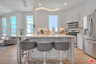 Condominium, 13020 Pacific promenade, Playa Vista, CA 90094 - 12