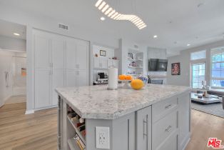 Condominium, 13020 Pacific promenade, Playa Vista, CA 90094 - 13
